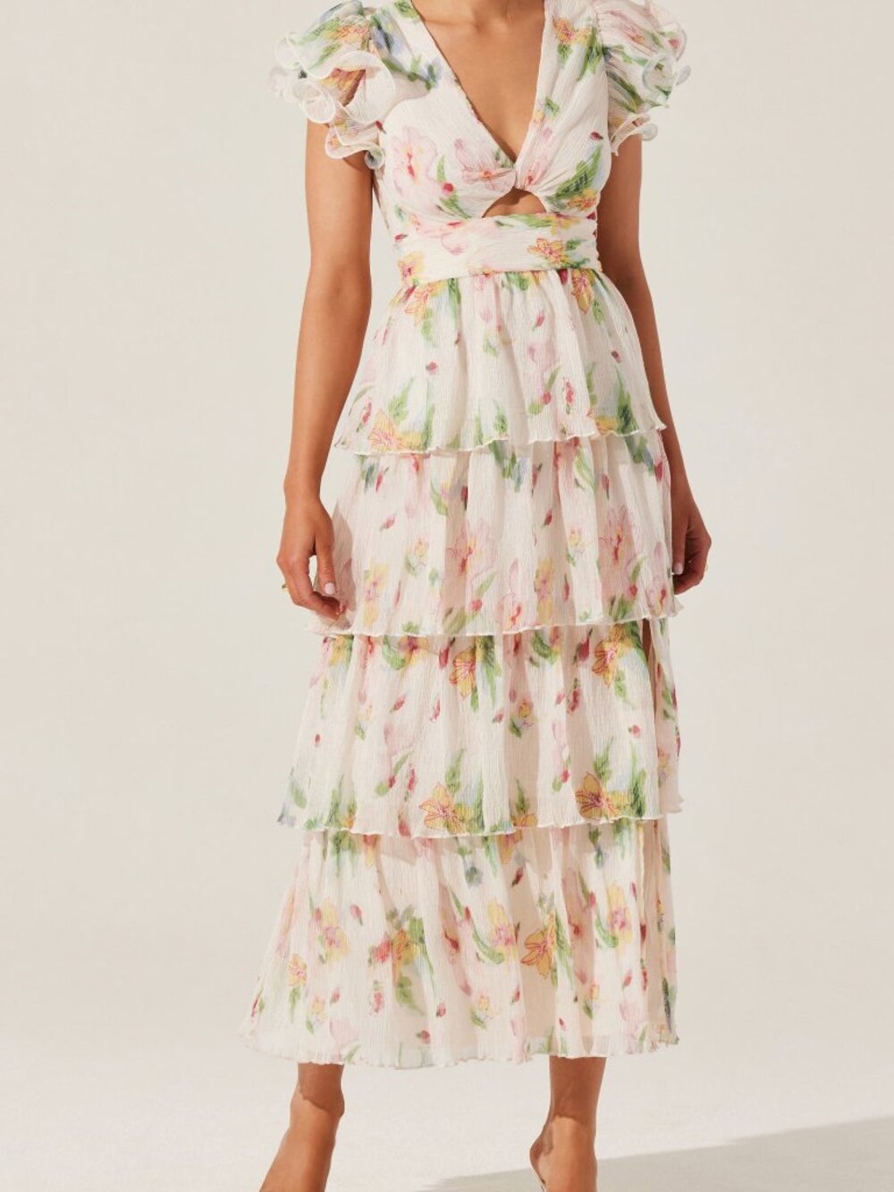 NWT ASTR THE LABEL Emporia Tiered Ruffle Dress Cream Pink Floral Size S